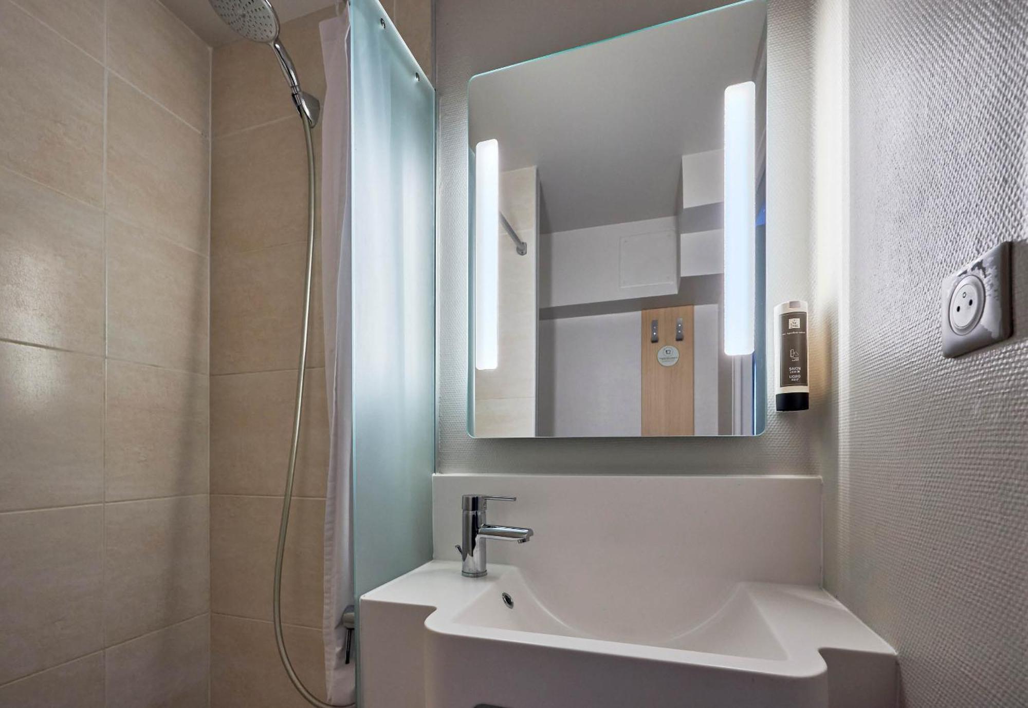 B&B Hotel Honfleur La Rivière-Saint-Sauveur Esterno foto