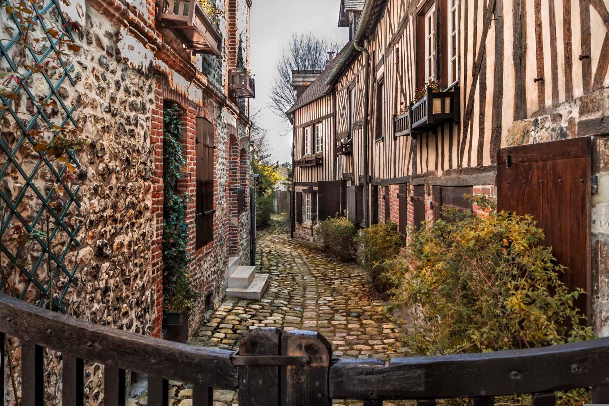 B&B Hotel Honfleur La Rivière-Saint-Sauveur Esterno foto