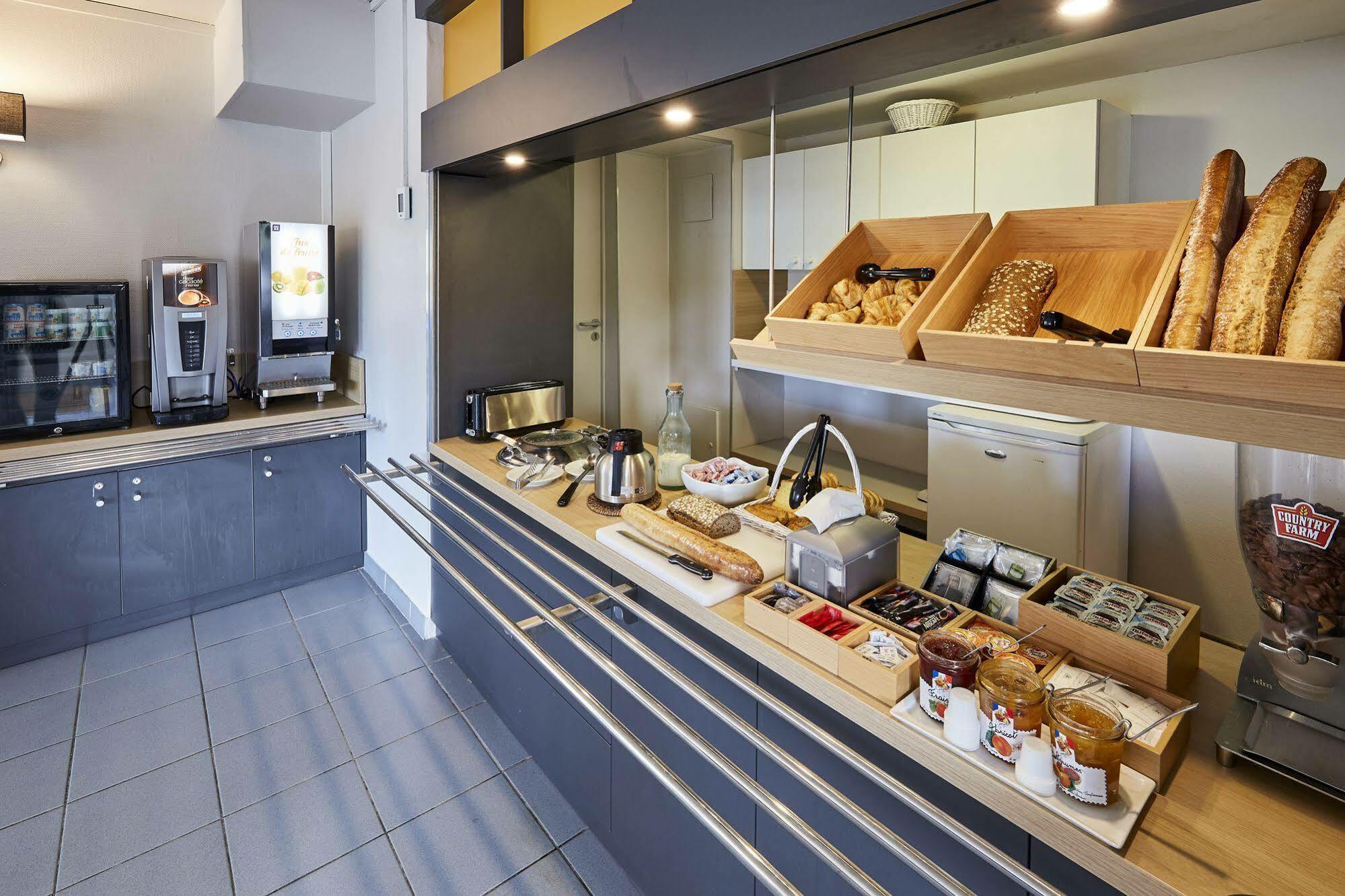 B&B Hotel Honfleur La Rivière-Saint-Sauveur Esterno foto